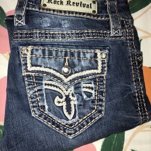 Rock revival cropped jeans